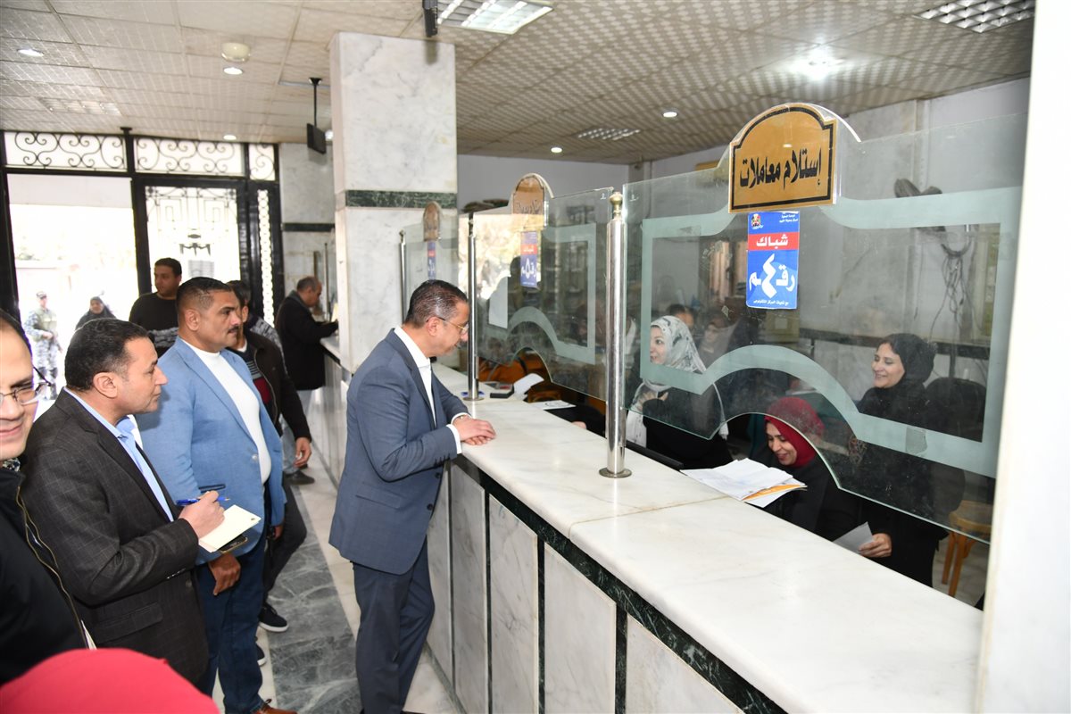 المحافظ يتفقد المركز التكنولوجية بمجلس مدينة الفيوم