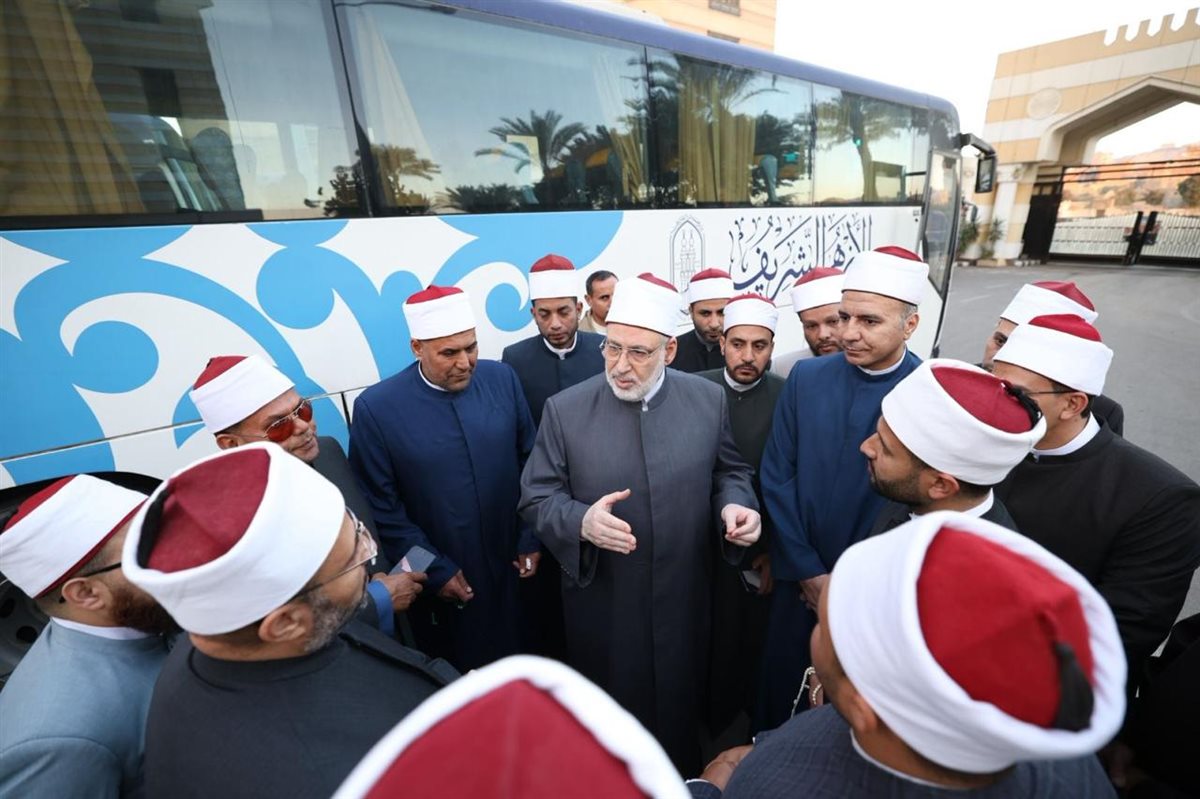 &nbsp;مجمع البحوث الإسلامية يوفد قافلة دعوية إلى البحر الأحمر