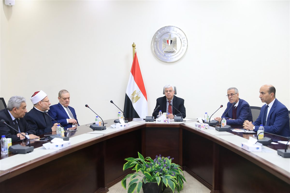 وزير التعليم العالي خلال مشاركته في الاجتماع