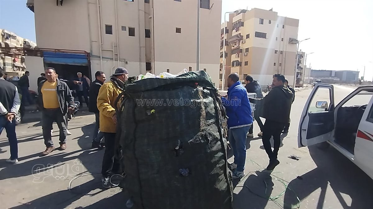 غلق وتشميع اكبر محلات فرز القمامة بزهور بورسعيد، ڤيتو