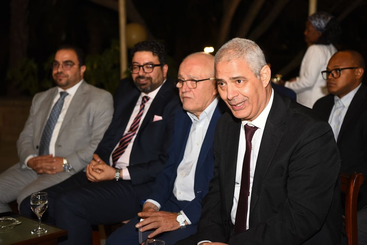 وزير الخارجية مع الجالية المصرية في إثيوبيا