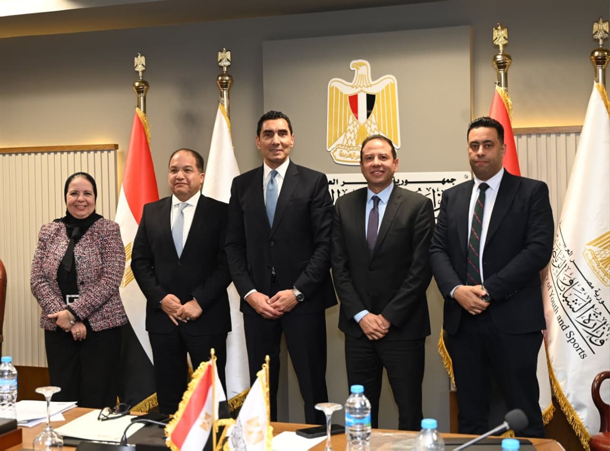 وزير الرياضة خلال لقاء عدد من النواب دعم الأندية الجماهيرية ومراكز الشباب أولوية