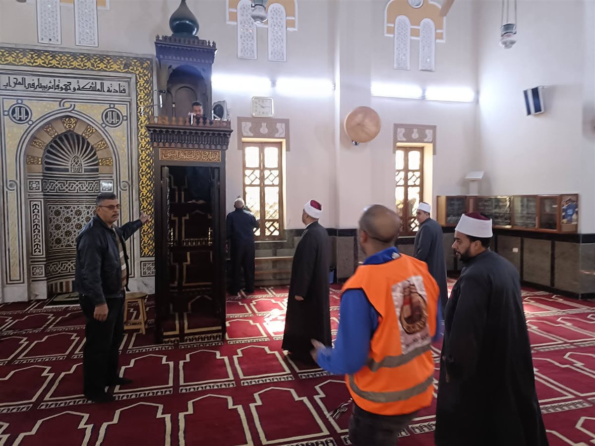 حملة نظافة موسعة وشاملة بكافة مساجد دمياط