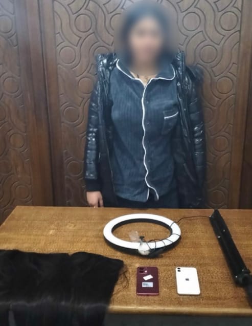 ضبط صانعة محتوى بالإسكندرية لنشرها فيديوهات خادشة للحياء عبر مواقع التواصل<br alt=