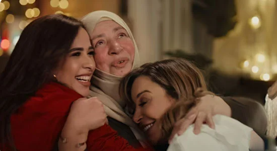 عبلة كامل وياسمين عبد العزيز ومنة شلبي