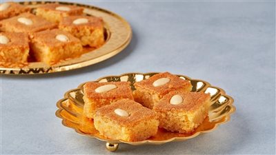 طريقة عمل البسبوسة باللوز&nbsp;