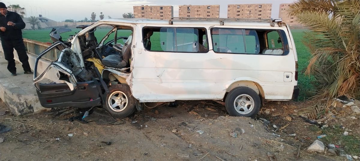 انقلاب سيارة علي الطريق الزراعي، فيتو