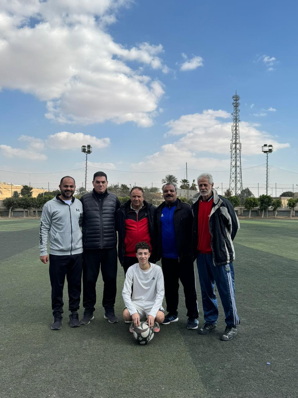وزير الشباب والرياضة يضم محمد صلاح إلى مشروع