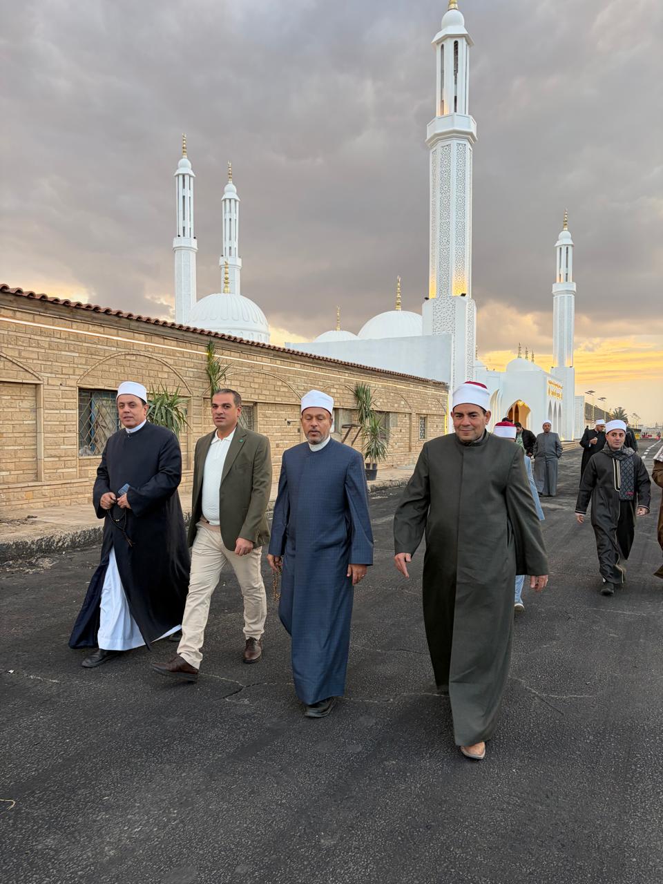 جانب من الافتتاح،فيتو