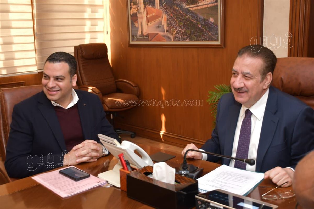 محافظ بورسعيد يتلقي رؤساء الأحياء ومدينة بورفؤاد ونوابهم، ڤيتو
