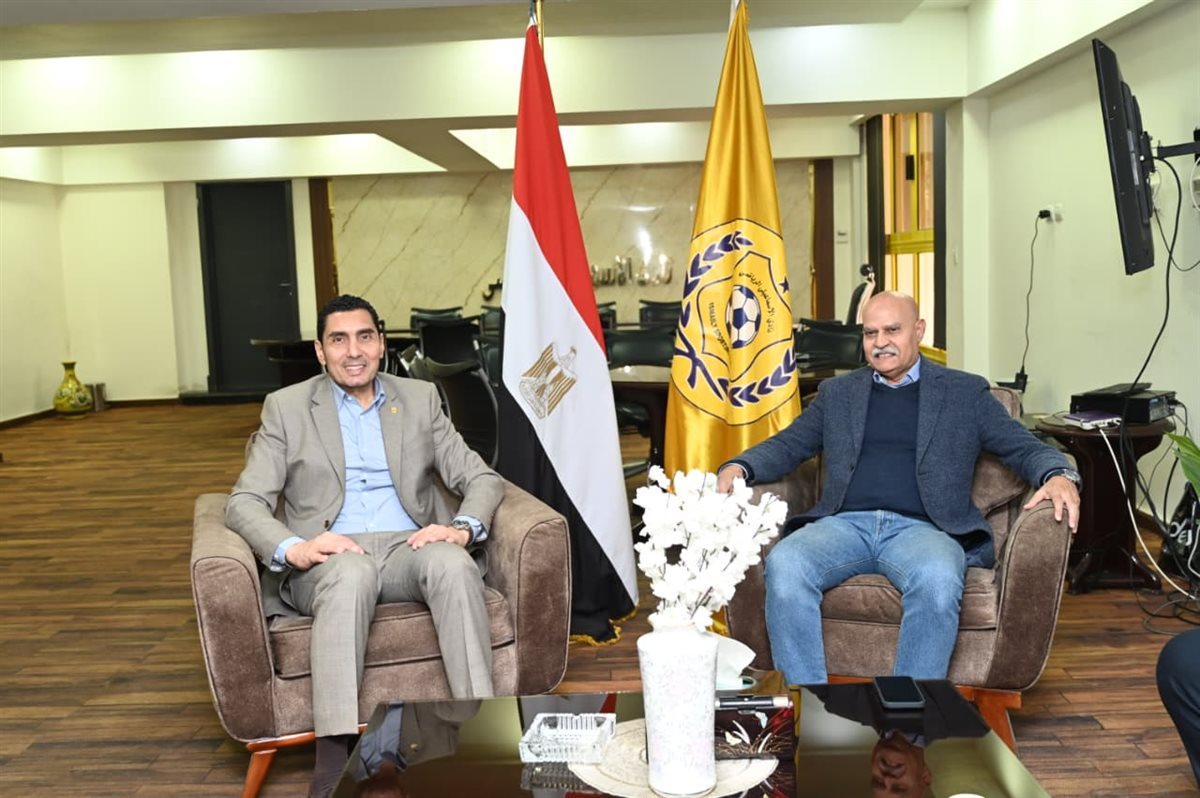 وزير الشباب والرياضة يلتقي مجلس إدارة الإسماعيلي والجهاز الفني للفريق&nbsp;