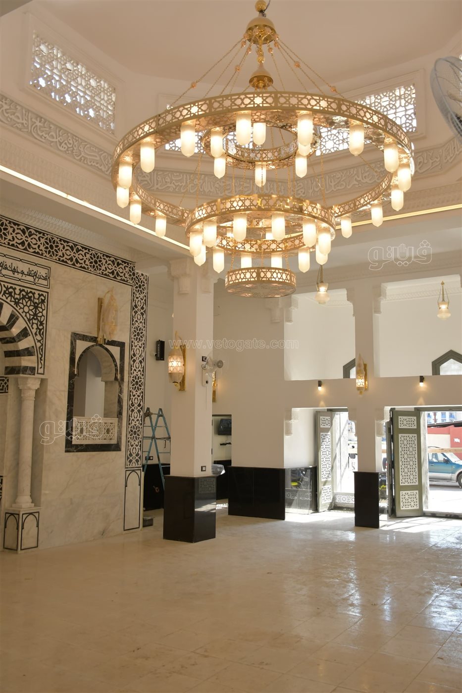 محافظ بورسعيد يتفقد بناء المسجد بحي المناخ، ڤيتو