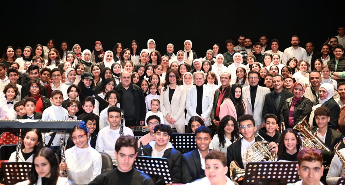 وزيرة الثقافة تشهد تدريبات المايسترو سليم سحاب لـ«كورال وأوركسترا مصر الوطني»