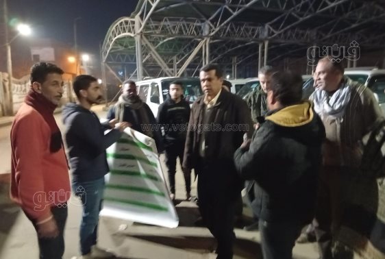 لافتات جديدة بزيادة تعريفة الركوب (4)