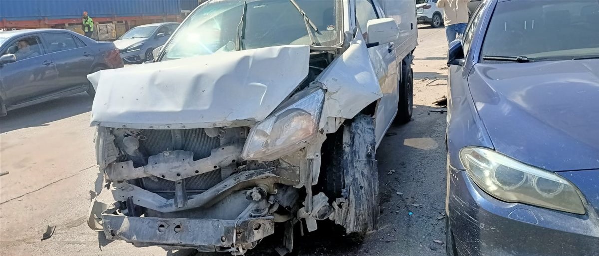 تصادم 13 سيارة بصحراوي الإسكندرية وتعطل حركة المرور