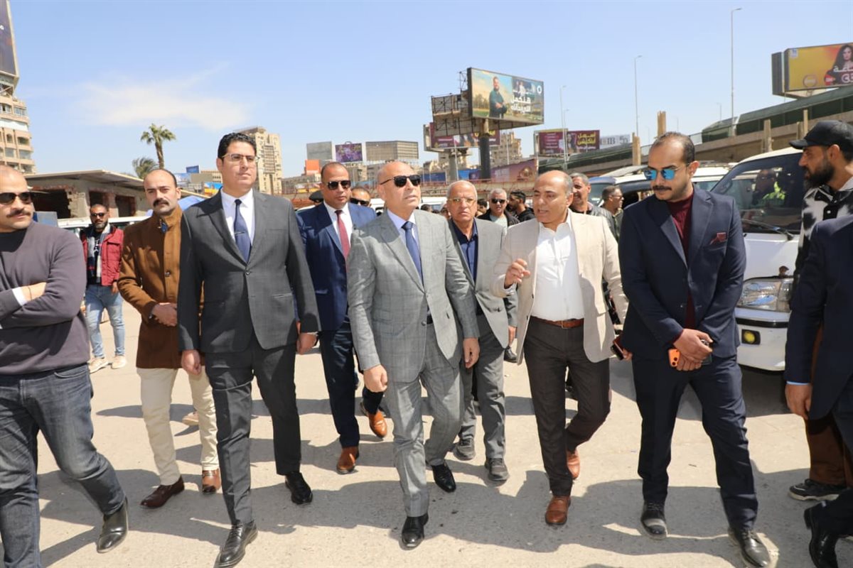تفقد &nbsp;إبراهيم صابر محافظ القاهرة عددًا من مواقف النقل الجماعى بالقاهرة