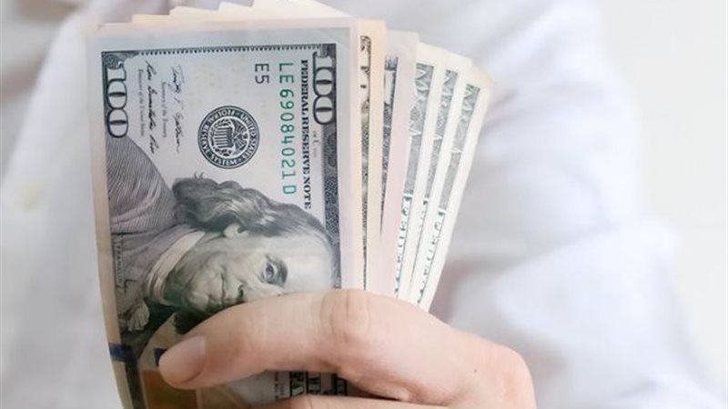 سعر الدولار، فيتو
