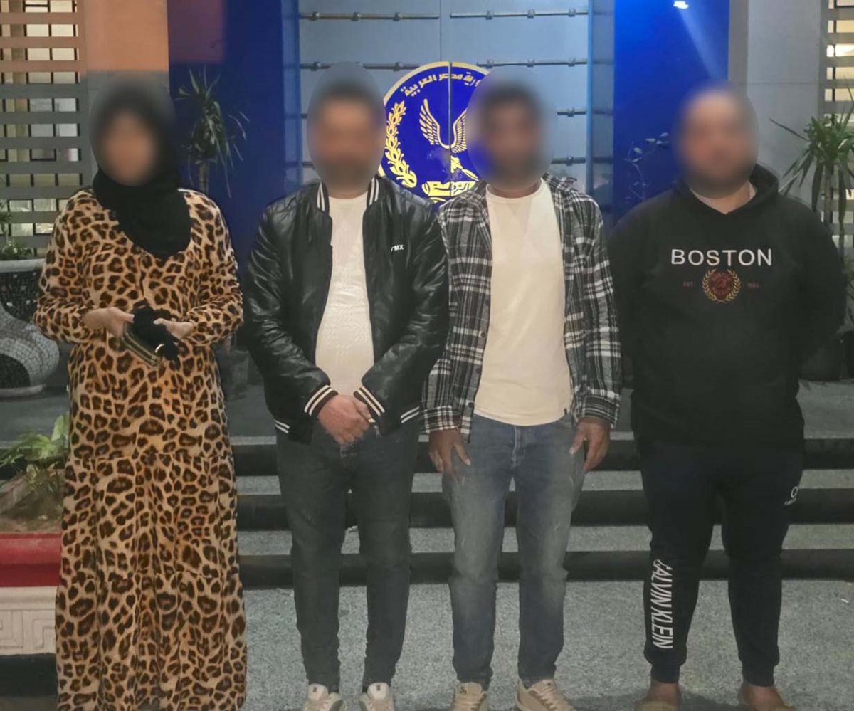 الداخلية تكشف تفاصيل &nbsp;مشاجرة صانعة محتوى علياء قمرون &nbsp;مع 3 أشخاص في الإسكندرية.. والشرطة تضبط طرفي الواقعة