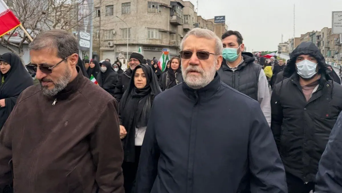 أمين المجلس الأعلى للأمن القومي علي لاريجاني يشارك في مسيرة يوم القدس العالمي في ظهور نادر