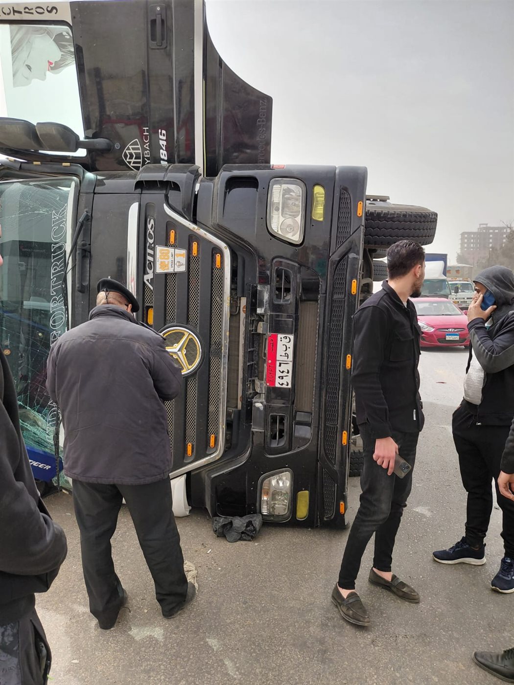 اصابة 11 شخص في حادث تصادم بالزراعي، فيتو