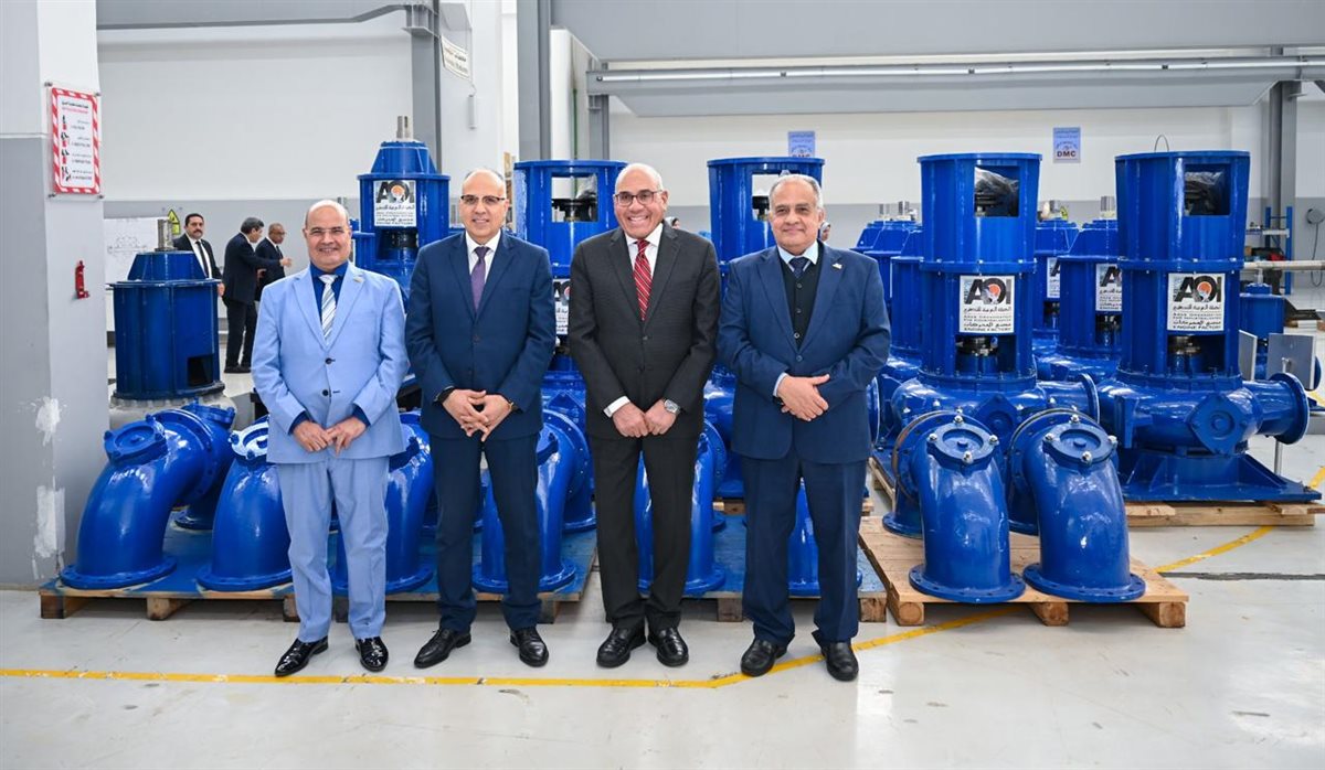 رئيس العربية للتصنيع ووزير الري يتفقدان مركز التصنيع الرقمي بمصنع المحركات&nbsp;