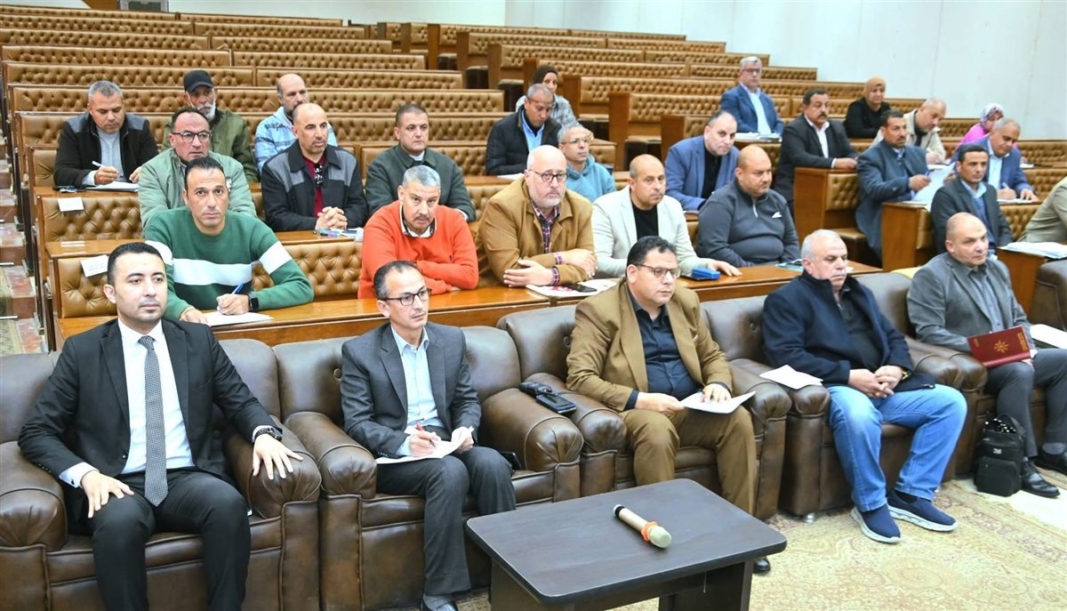 &nbsp;محافظ البحيرة تعقد إجتماعًا موسعًا للنهوض بمنظومة النظافة ورفع كفاءة المعدات، فيتو