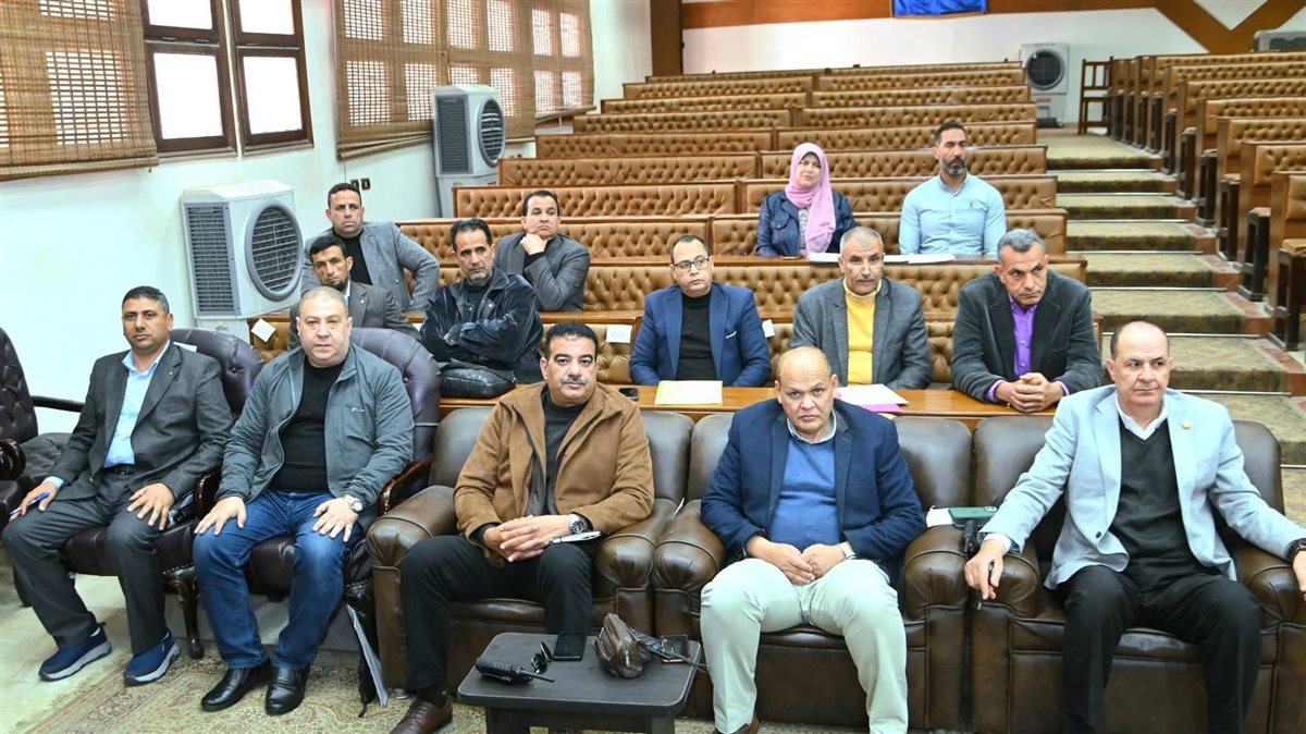 &nbsp;محافظ البحيرة تعقد إجتماعًا موسعًا للنهوض بمنظومة النظافة ورفع كفاءة المعدات، فيتو