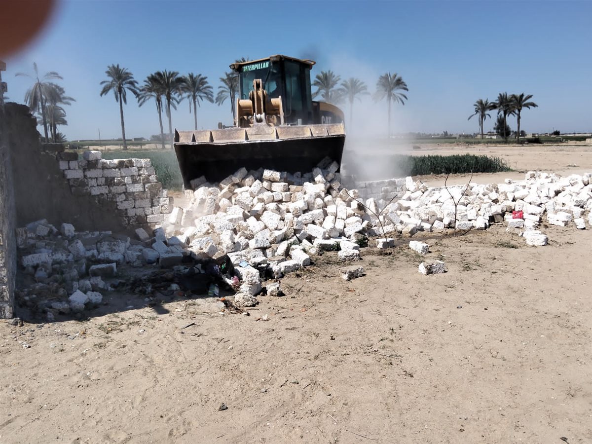جانب من أعمال الإزالة، فيتو