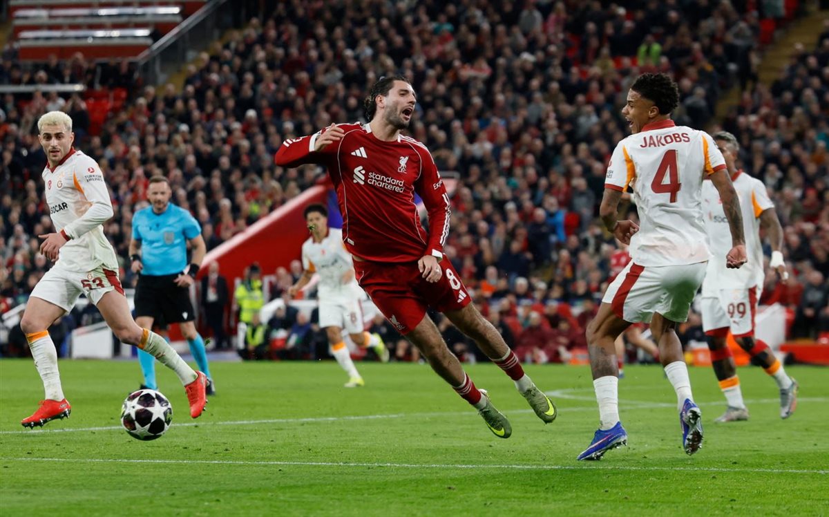 مباراة ليفربول وجالطة سراي في دوري أبطال أوروبا