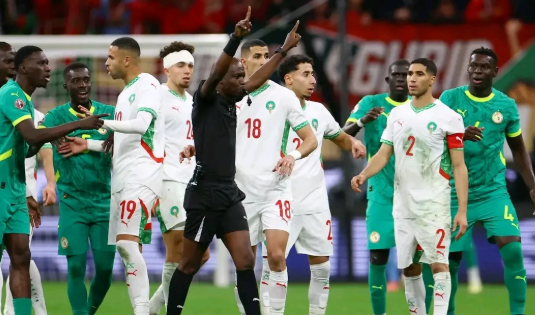 الكاف يمنح المغرب بطولة الأمم الإفريقية، فيتو