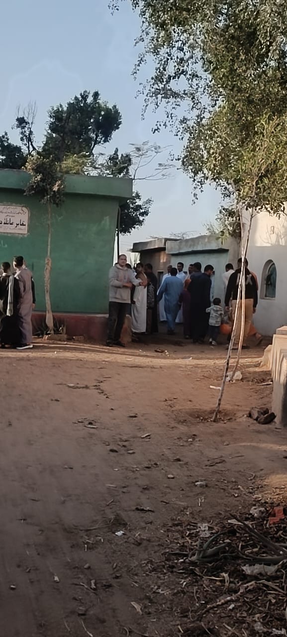 زيارة المقابر في عيد الفطر بالقليوبية، فيتو