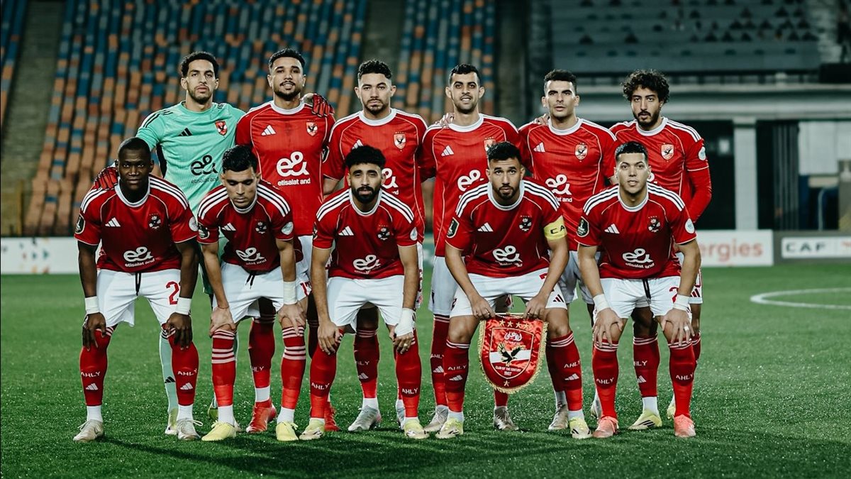 فريق النادي الأهلي، فيتو