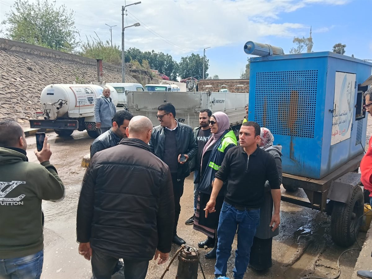 رئيس مياة القليوبية يتابع رفع مياة الامطار، فيتو&nbsp;