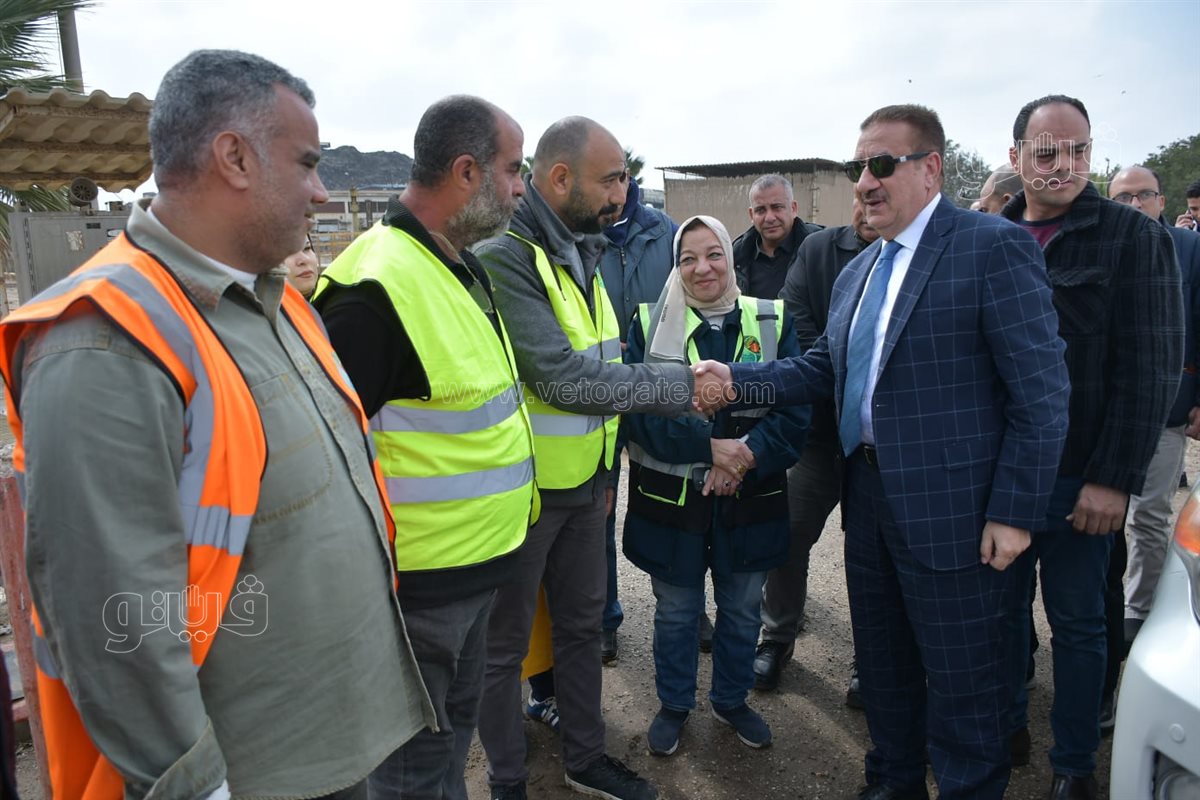 محافظ بورسعيد يتفقد محطة صرف صحي MK بعزبة أبو عوف، ڤيتو