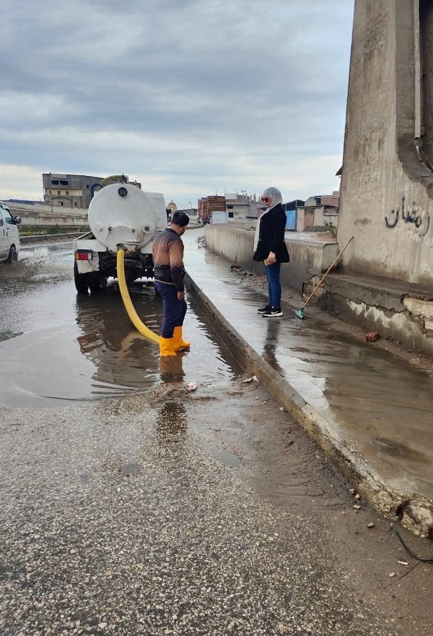 سحب مياه الامطار وتسهيل الحركة المرورية