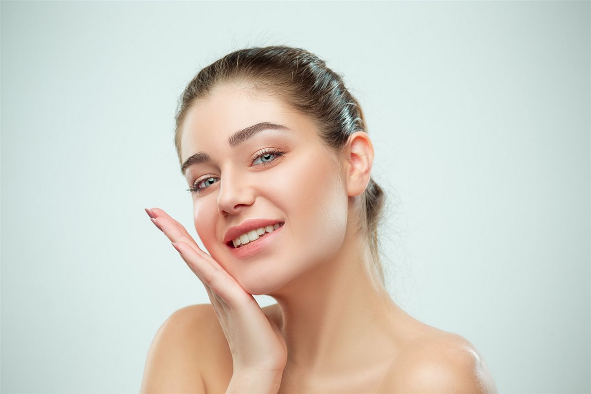 مشروبات طبيعية لبشرة رطبة وأكثر حيوية&nbsp;