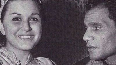 زوجته الشائعات من نجمات المجتمع
