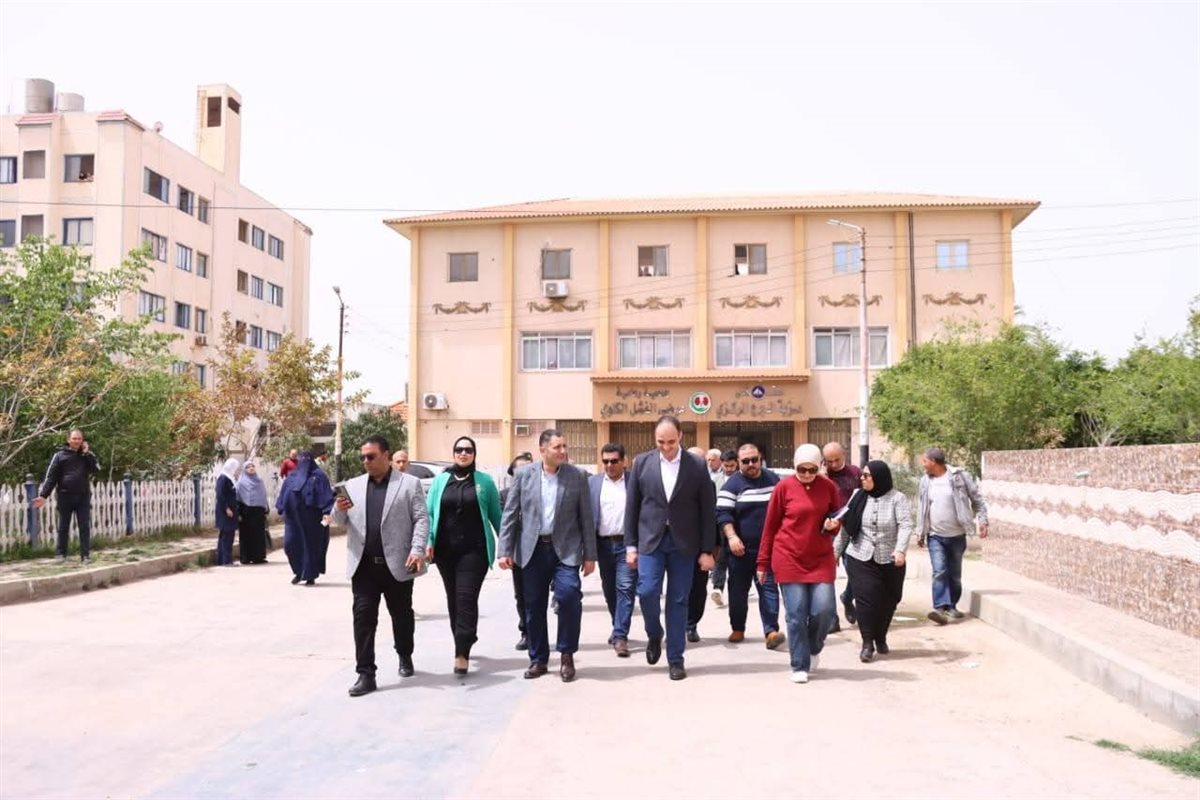 محافظ دمياط في زيارة &nbsp;لمستشفى عزبة البرج المركزي للوقوف على مستوى الخدمات الطبية