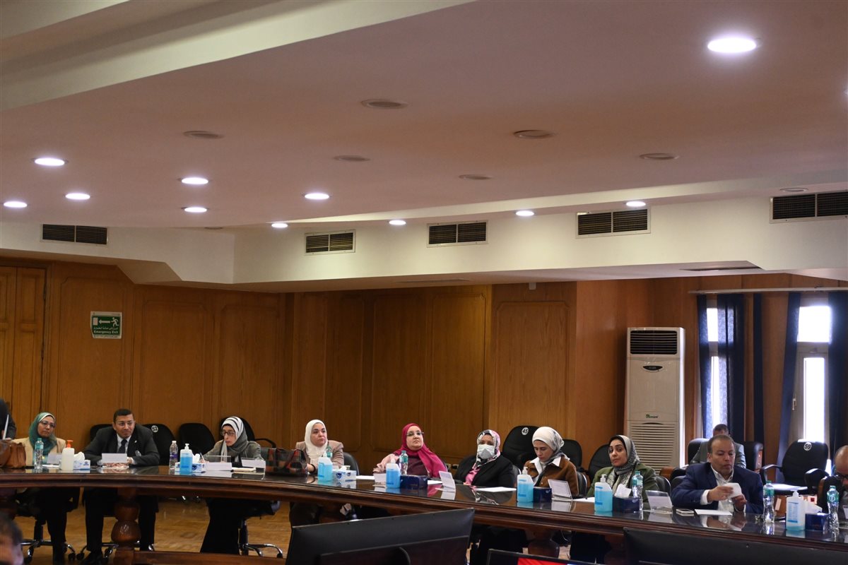 &nbsp;اجتماع مجلس إدارة مستشفيات جامعة القاهرة