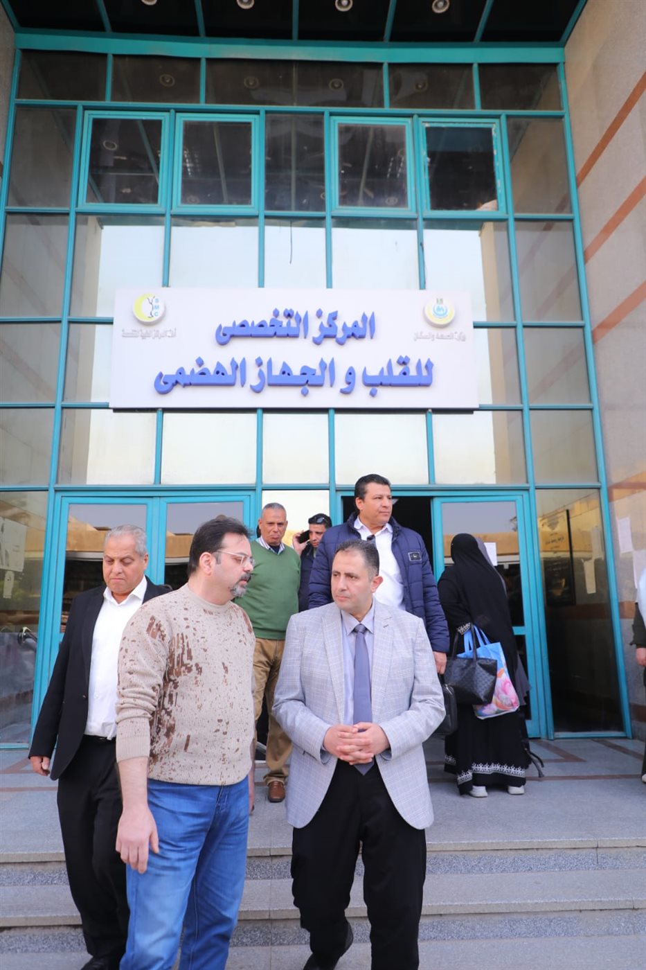 ​محافظ دمياط يفاجئ مركز القلب والجهاز الهضمي بزيارة لمتابعة الخدمات الطبية