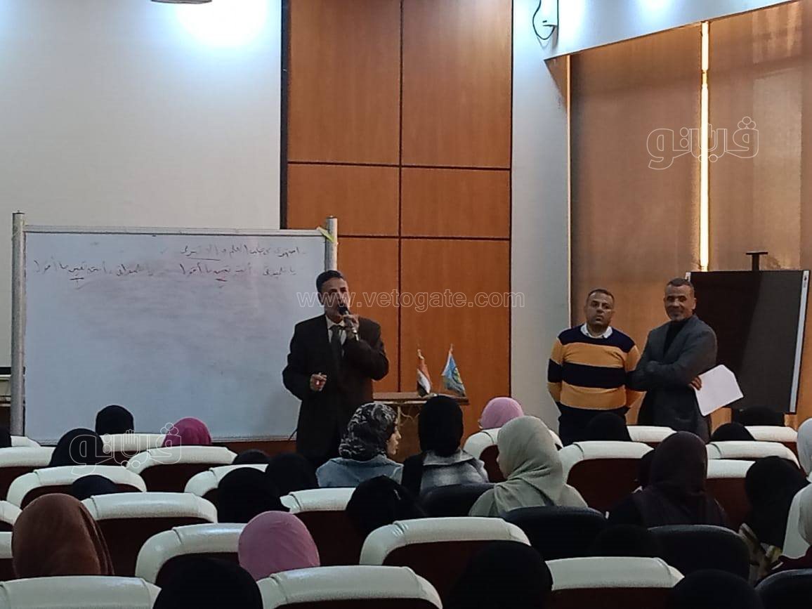 إقبال كثيف على المراجعات النهائية للثانوية العامة بمطروح&nbsp;