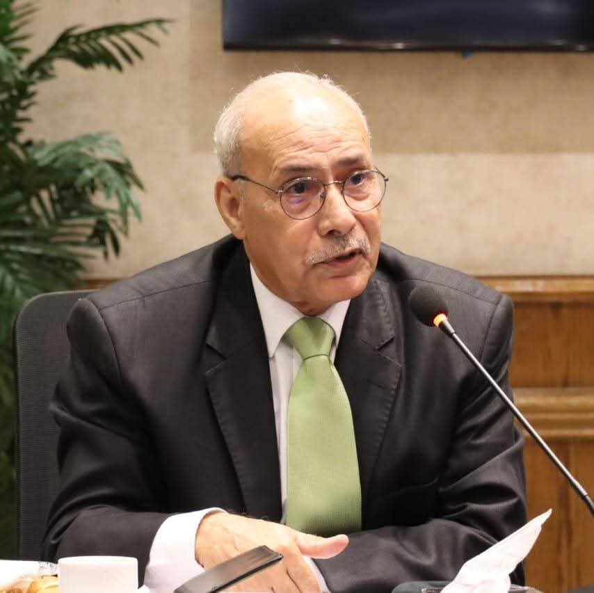 د. حسن علي