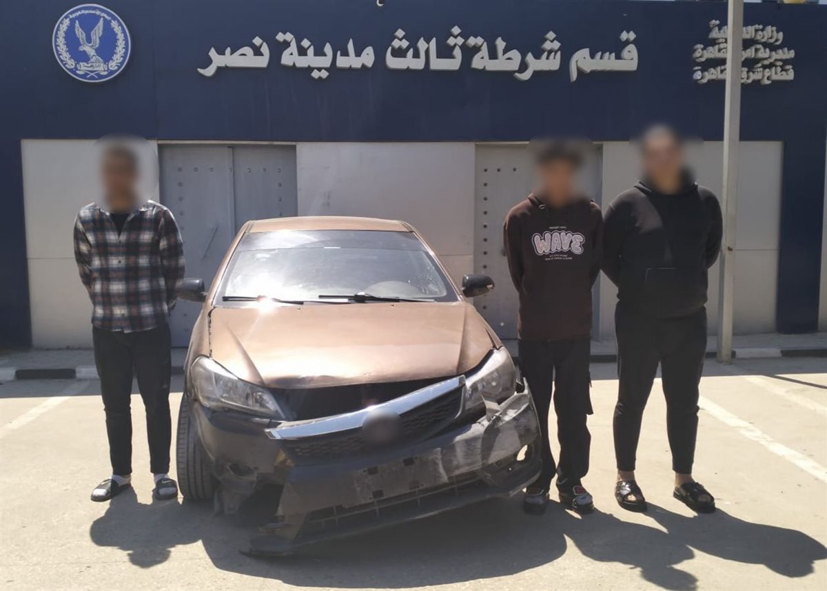 مطاردة مثيرة بين الشرطة وسيارة ملاكى تنقذ شاب من الاختطاف والسرقة بمدينة نصر&nbsp;