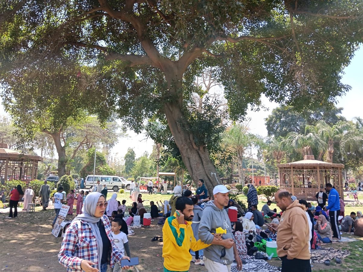 اقبال كبير علي حدائق القناطر الخيرية بالقليوبية، فيتو&nbsp;