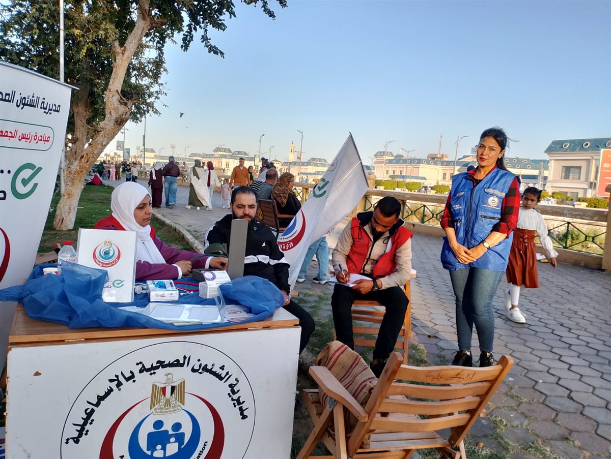 جانب من جولة وكيل وزارة الصحة في محافظة الإسماعيلية، فيتو