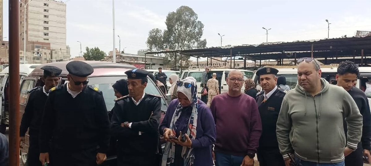 جانب من الحملة،فيتو