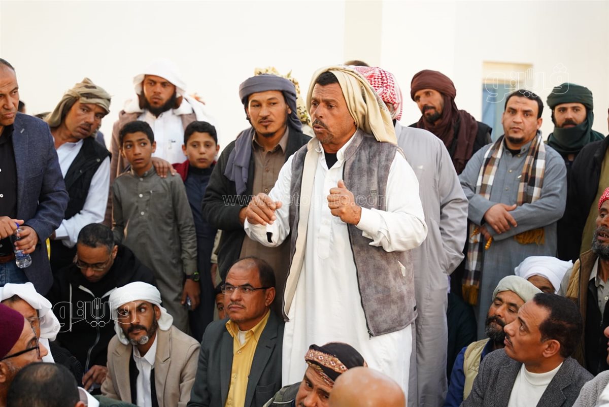 محافظ مطروح بين أهالي أطنوح