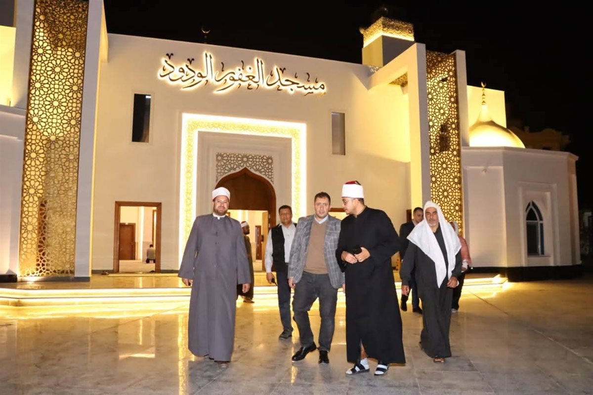 محافظ دمياط يتفقد مساجد الغالي والغفور الودود والحمد بدمياط الجديدة ورأس البر