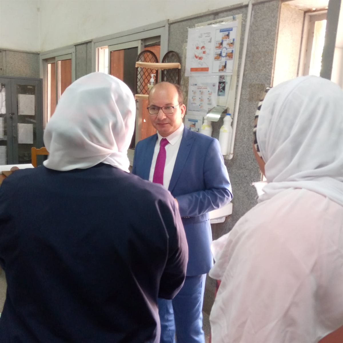 مدير مديرية الصحة بالدقهلية يفاجئ وحدة