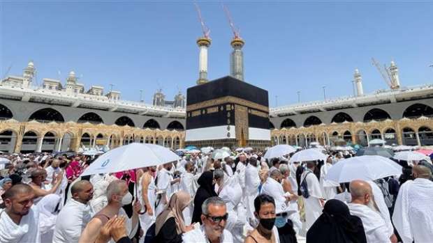 &nbsp;حدود الحرم، وهل مضاعفة أجر الصلاة خاص بالمسجد الحرام أم مكة كلها&nbsp;